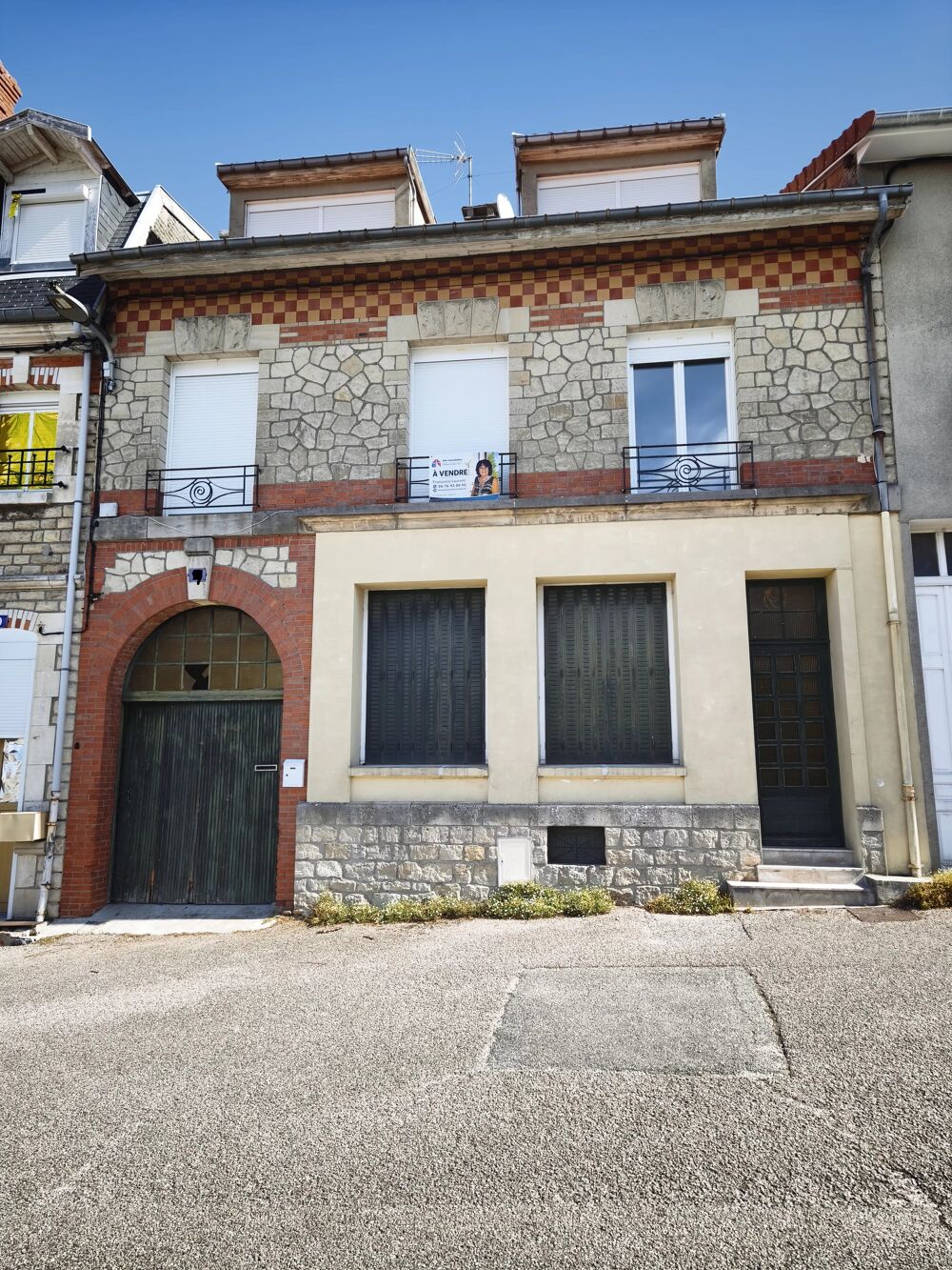 Grande Maison: 6 chambres + piscine.