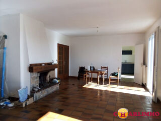  Maison � louer 4 pi�ces 147 m� Veyrac