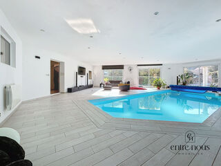  Maison � vendre 5 pi�ces 250 m�