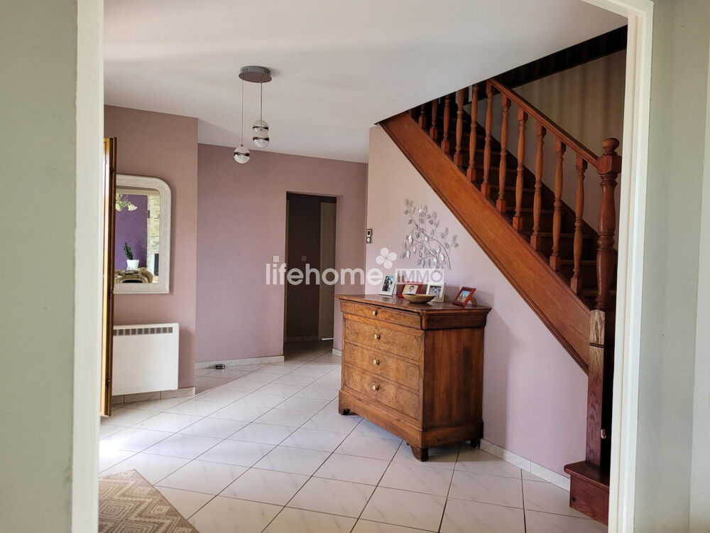 Vente Maison Maison individuelle de standing, Ecuries, Grange, Carrire et Lurcy-lvis