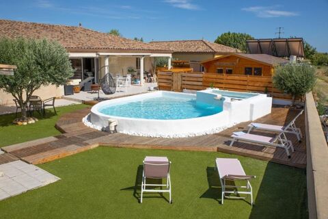   Maison Maison - 8 pièce(s) - 163 m²