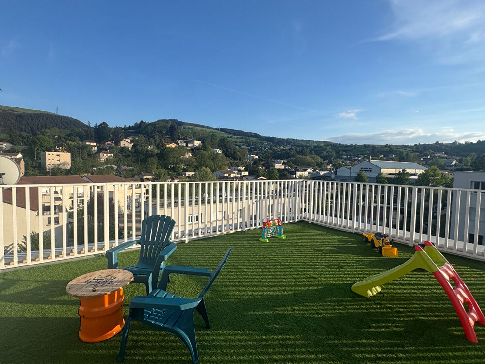 SUPERBE T4 AVEC TERRASSE ET PARKING