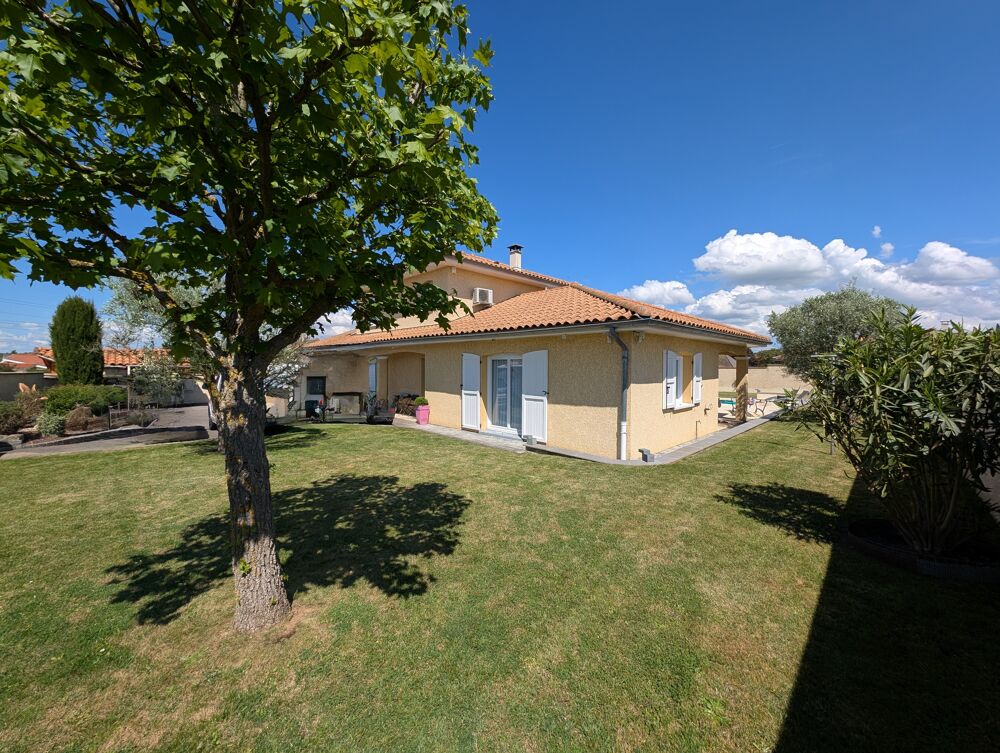 Villa Individuelle 5 chambres 168m2 terrain 1000m2 piscine