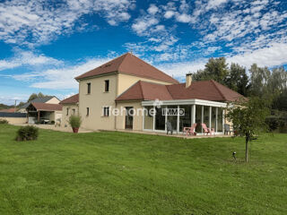  Maison � vendre 8 pi�ces 190 m�