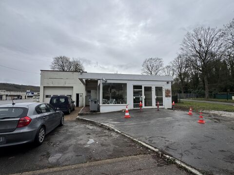 Local commercial ? Emplacement n&deg;1 ? Entr&eacute;e de ville 700 27200 Vernon