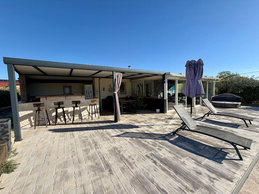Vente Maison Maison de plain-pied avec piscine et studio indépendant Saint-sauveur-de-cruzières