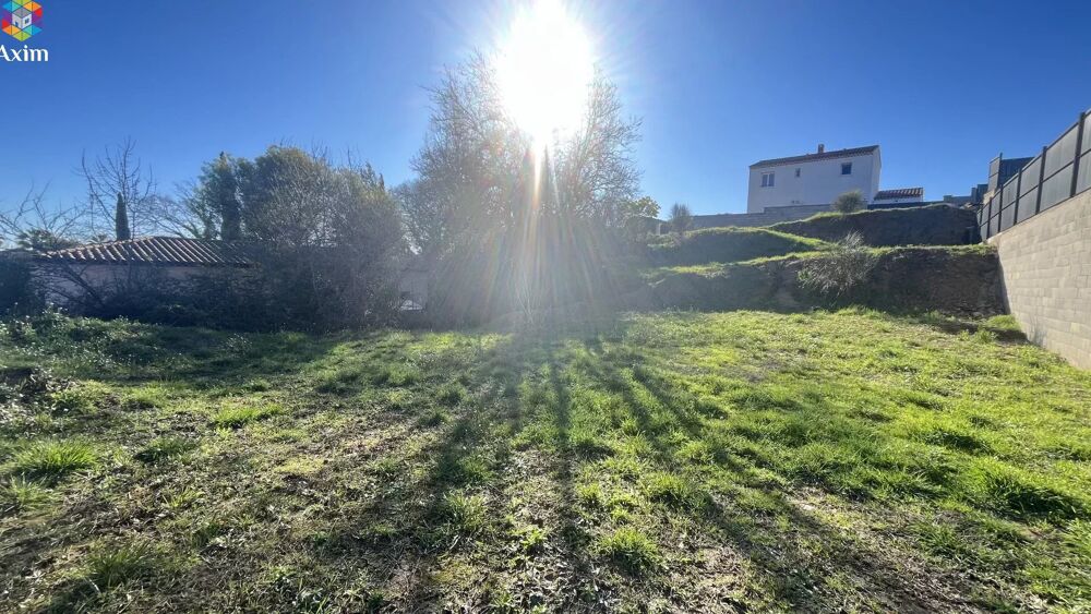 Vente Terrain Terrain constructible proche village emprise 30% Roquebrune-sur-argens