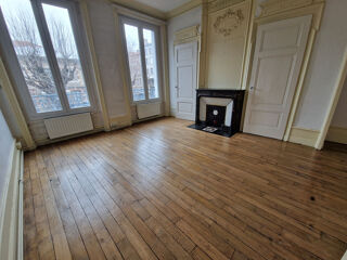 Location Appartement Appartement Saint Etienne 2 pièces Saint-Étienne