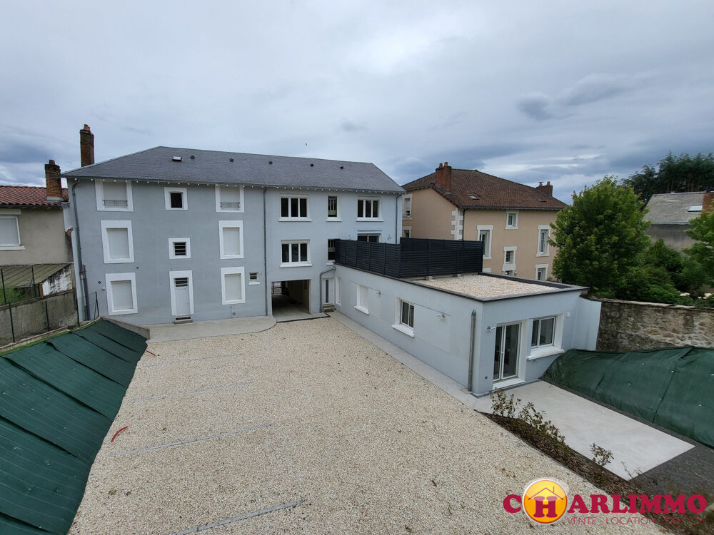 Vente Maison maison de ville avec jardinet et 2 parking Saint-junien