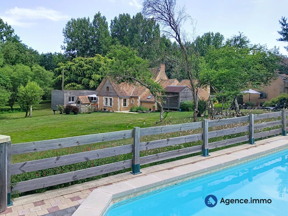 Vente Maison Moulin de 122 m² et 3 Gîtes à vendre sur un terrain de 31 438 m² Savigné-sous-le-lude