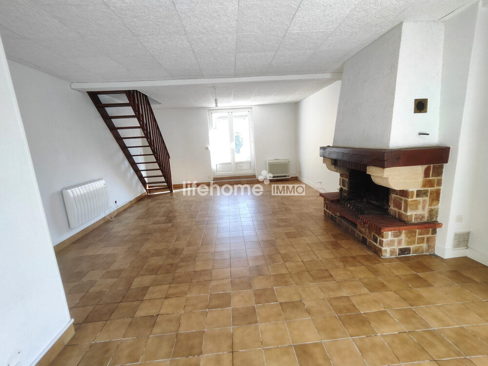 Maison avec garage et jardin