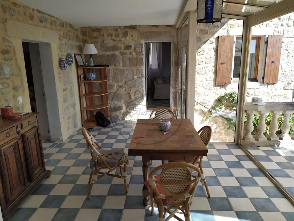 Vente Villa Propriété de caractère en pierres avec prestations haut de gamme, piscine et vue dégagée ? Village tous commerces Vans