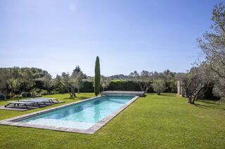  Maison � vendre 9 pi�ces 240 m�