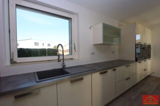  Maison � vendre 9 pi�ces 195 m�