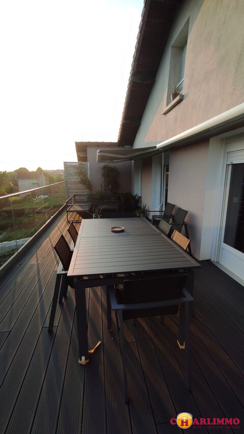   Appartement à louer Saint-Junien Appartement - 3 pièce(s) - 94 m²