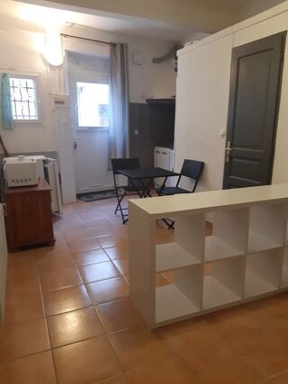  Immeuble à vendre 8 pièces 180 m²