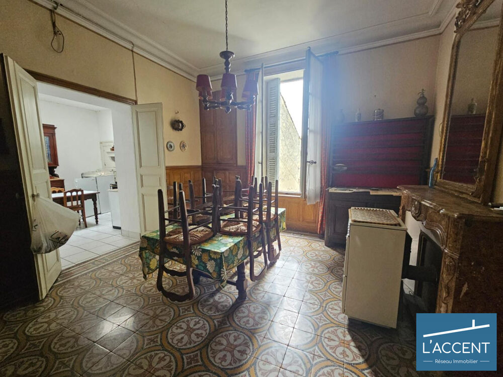 Maison de Maître de 1872 à rénover  315 m²  Terrain 3