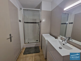  Appartement à louer 3 pièces 51 m²