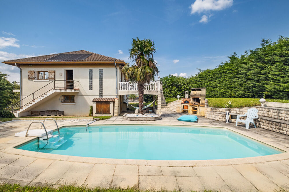 Maison familiale avec vue imprenable Volumes généreux et p
