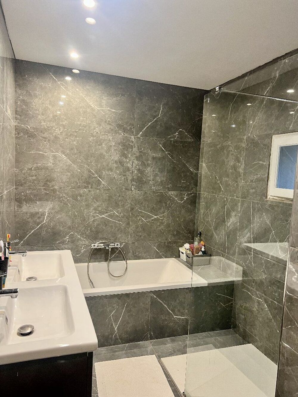 � vendre  Maison P�zenas (34120)