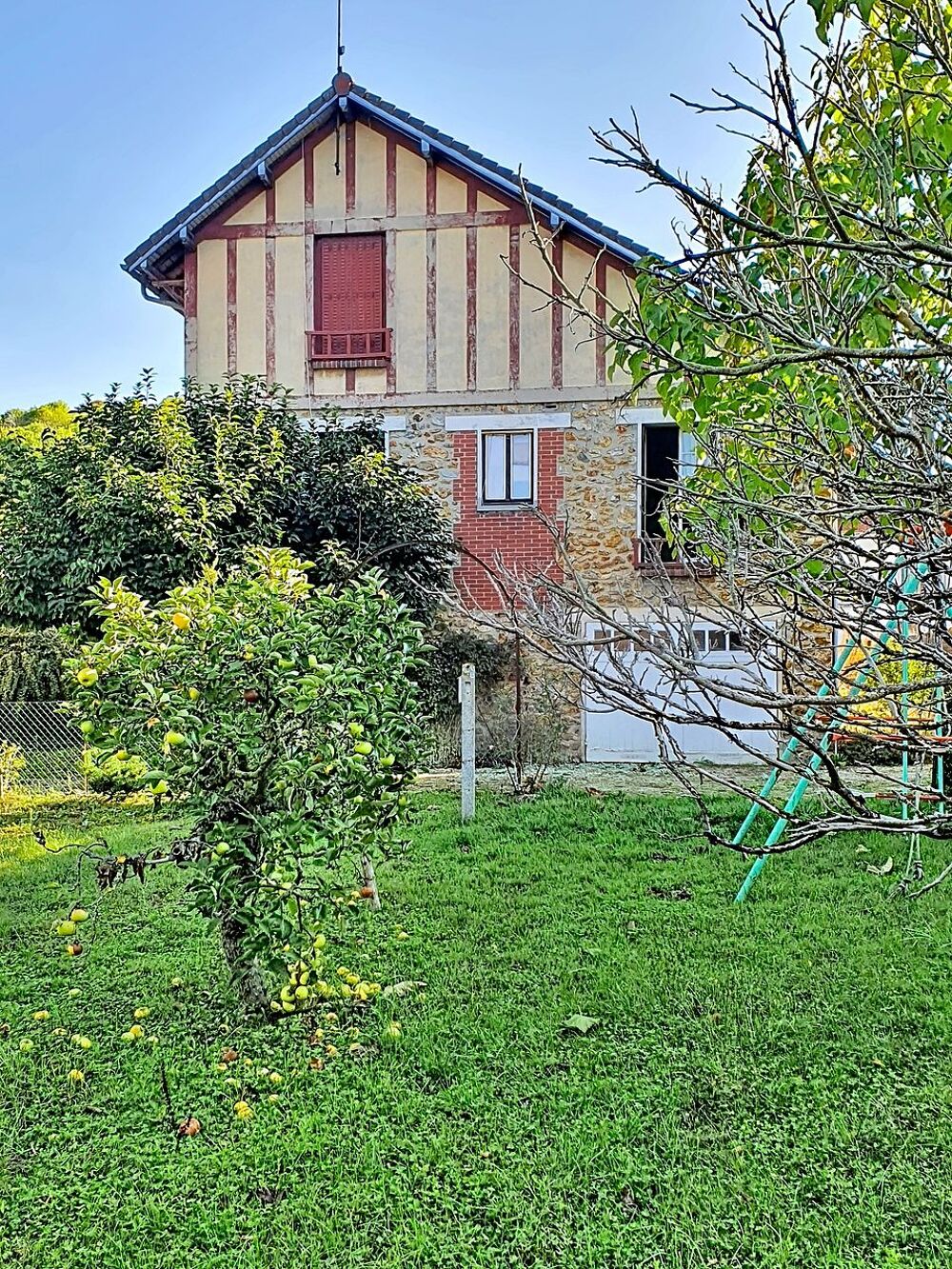 Maison familiale traditionnelle à fort potentiel