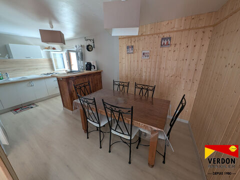   Grand appartement t4 + hangard Appartement - 4 pi�ce(s) - 107 m�
