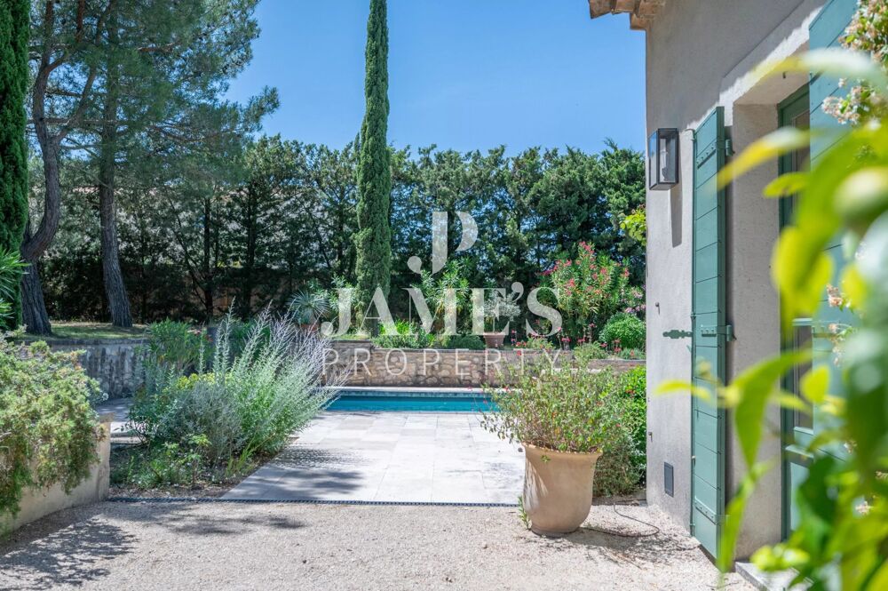 Vente Maison Propriété avec piscine chauffée proche centre - Eygalières Eygalières