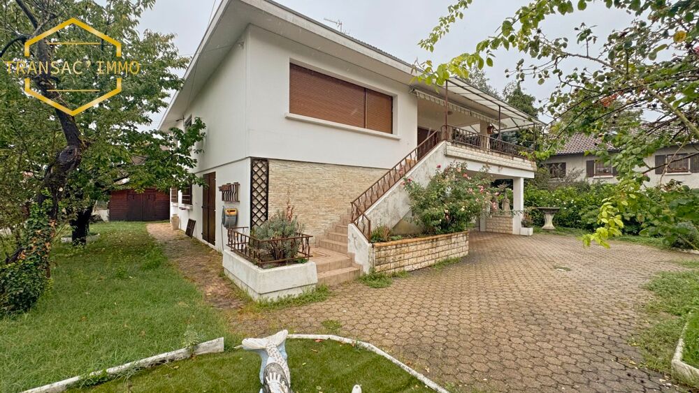 vente Maison - 8 pièce(s) - 180 m² Saint-Martin-d'Hères (38400)