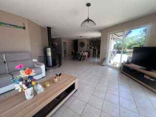 Location Maison Maison à Issirac 146 m² de plain pied avecgrand terrain Issirac