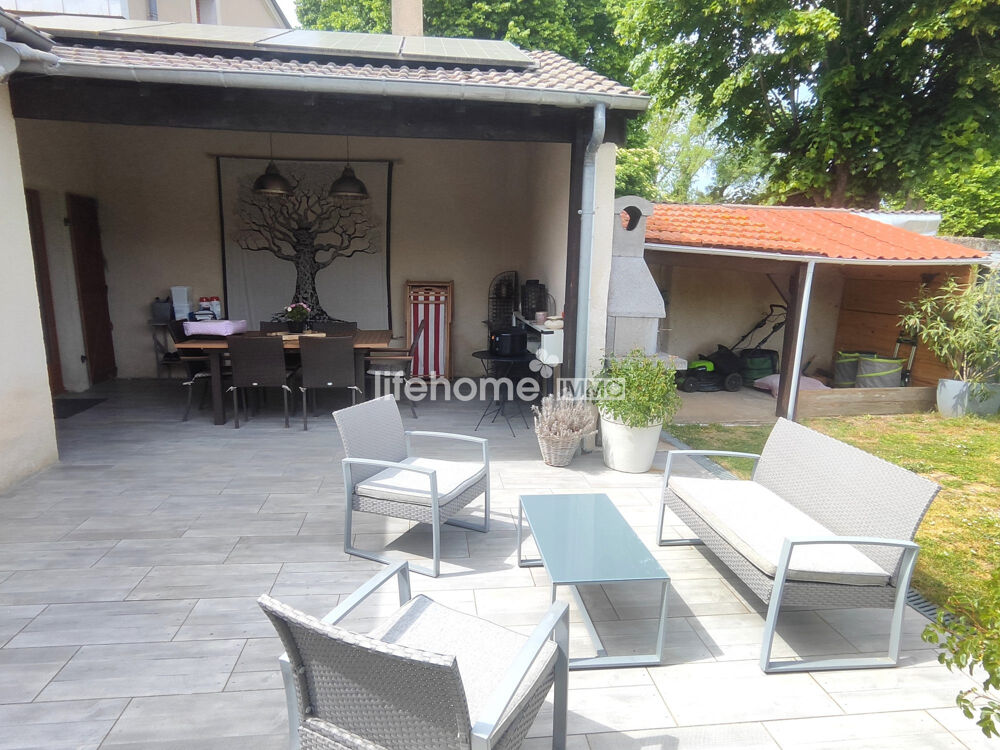 Vente Maison Maison 4 chambres, vie de plain-pied, piscine, jardin sans vis-? Saint-maur