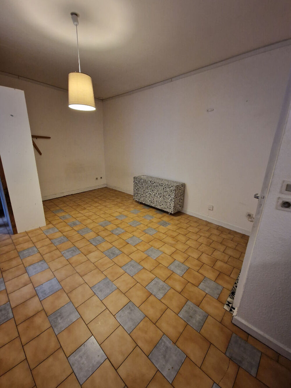Location Appartement ST ETIENNE CENTRE VILLE / 4 RUE BROSSARD Saint-Étienne