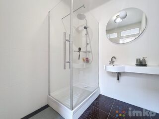  Appartement à louer 3 pièces 77 m²