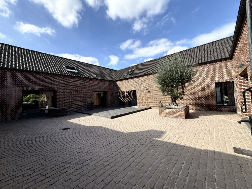 Vente Villa Maison d'exception avec espace bien-être et multiples garages Fenain