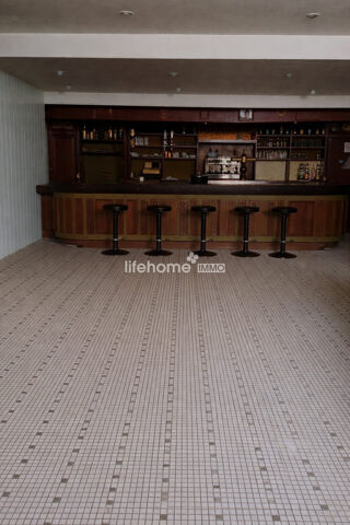  Immeuble à vendre 240 m²