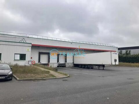 A LOUER Mitry-Mory Messagerie de 2 800m&sup2; 26 77290 Mitry-mory