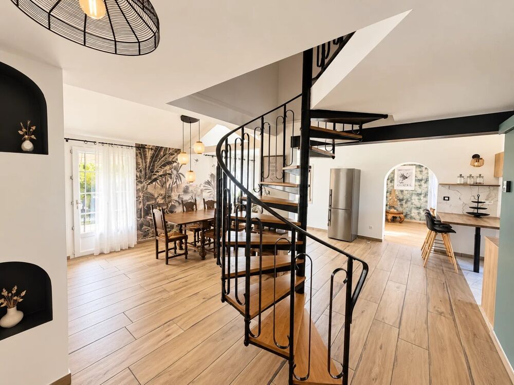 Vente Maison BOURG-LÈS-VALENCE ? MAISON DE CHARME 130 M² ? PISCINE ? TERRAIN 553 M² Bourg-lès-valence