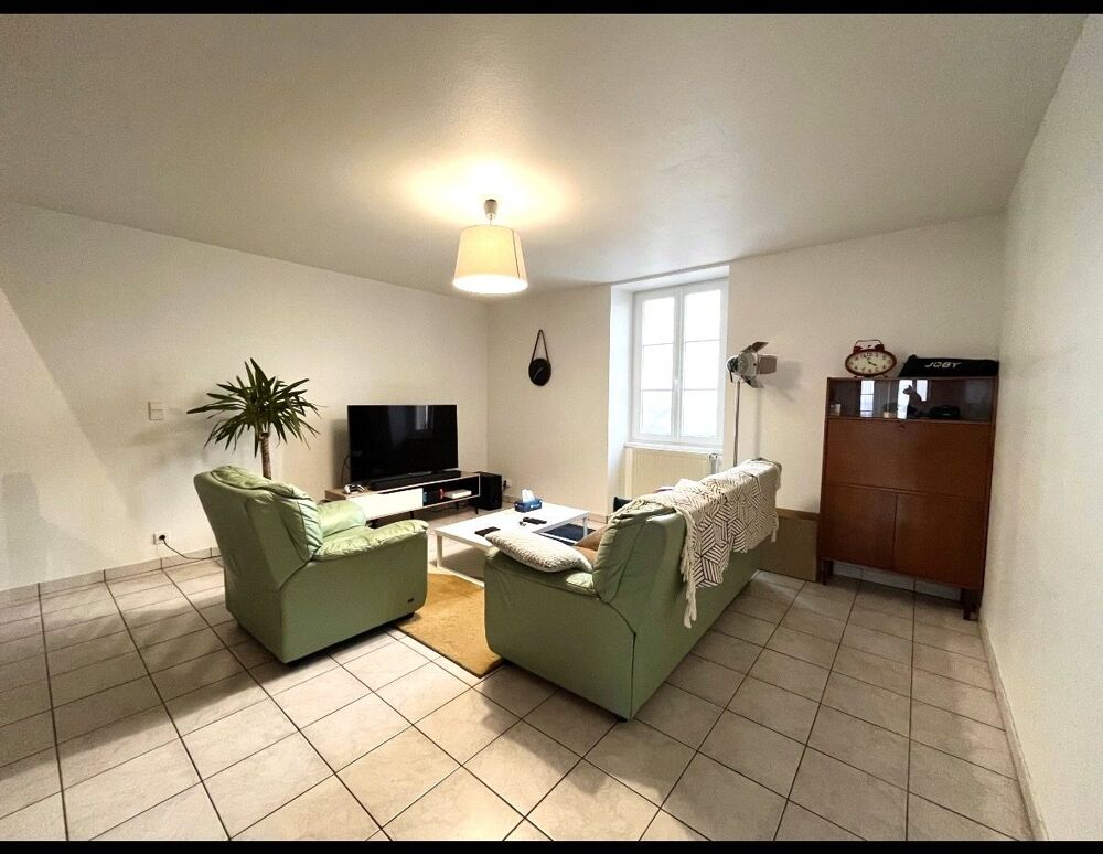 Location Maison Appartement T4 avec terrasse, parking et cave - Abbans-Dessus Abbans-dessus