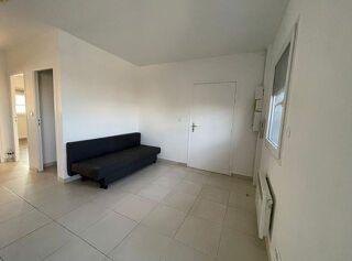 Appartement à louer 3 pièces 53 m²