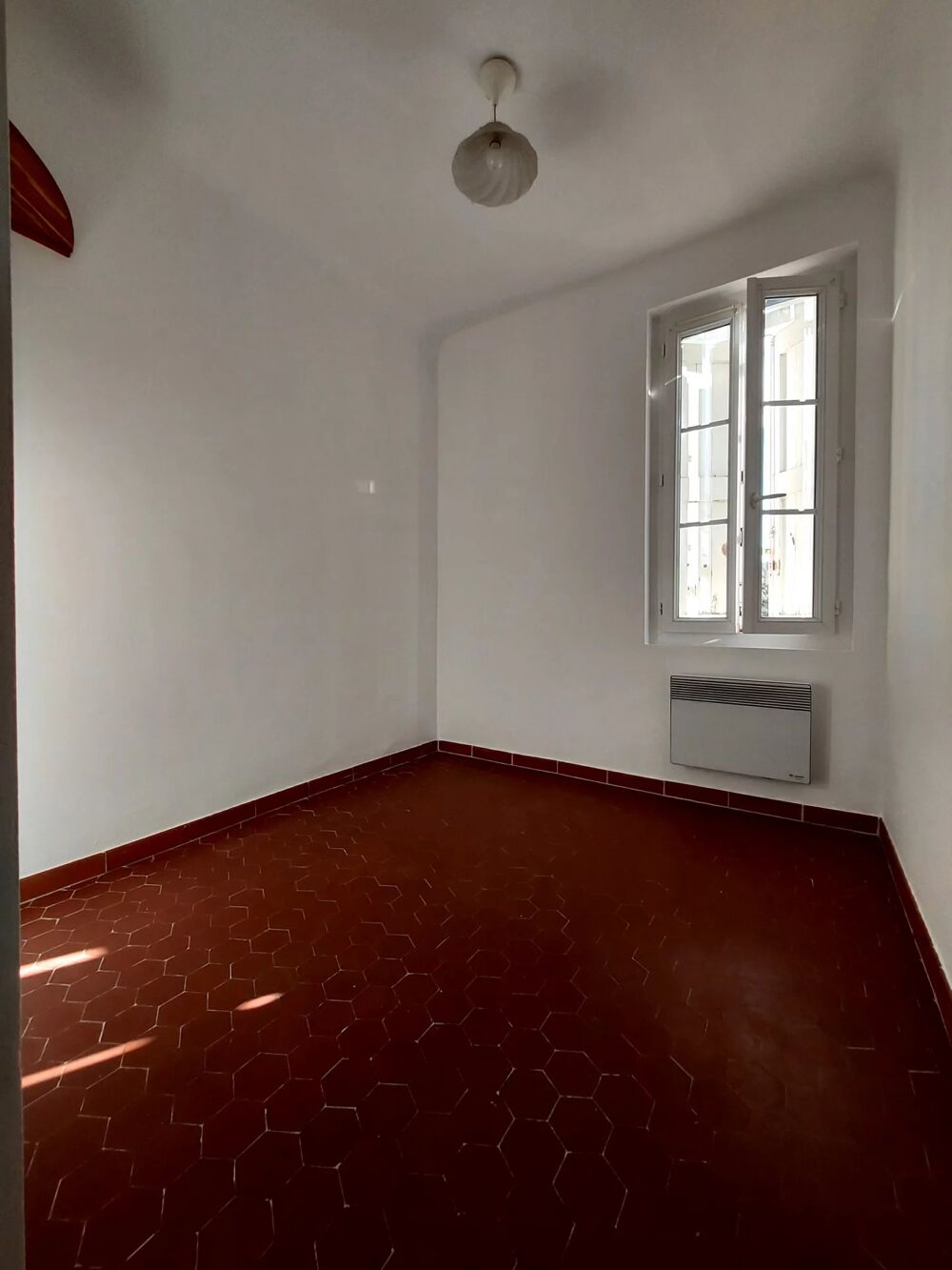 Location Appartement JOUQUES Jouques