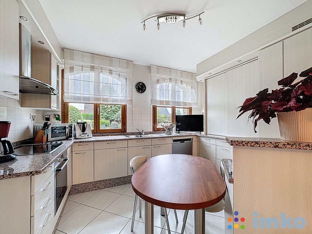 Vente Maison Maison individiuelle bâtie sur une grande parcelle de 2223m2. Téteghem-coudekerque-village