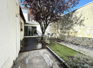  Immeuble à vendre 182 m² Châteauroux