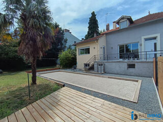  Maison � vendre 8 pi�ces 300 m�