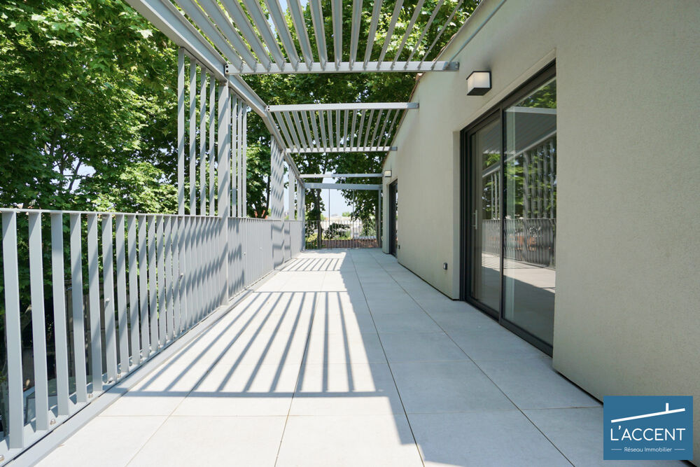 SUBLIME APPARTEMENT CONTEMPORAIN DE 140 M2 AVEC TERRASSE DE 70 M