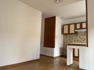  Appartement à louer 2 pièces 35 m²