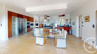  Maison � vendre 6 pi�ces 216 m�