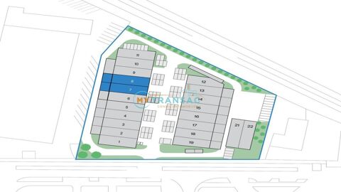 A louer une cellule d'activit&eacute; de 279m&sup2; dont 97m&sup2; de bureauxZI de la Vigne aux Loups &agrave; Chilly-Mazarin 3 91380 Chilly-mazarin