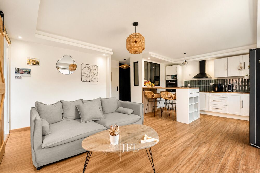 T2 44m² jardin, terrasse, piscine et gardien