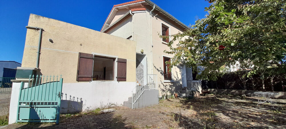 Vente Maison Maison Saint Etienne 7 pièce(s) 160 m² Saint-Étienne