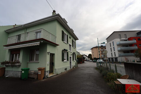   Maison mitoyenne Maison - 5 pice(s) - 181 m