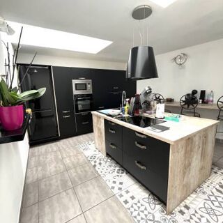  Maison à vendre 7 pièces 205 m²